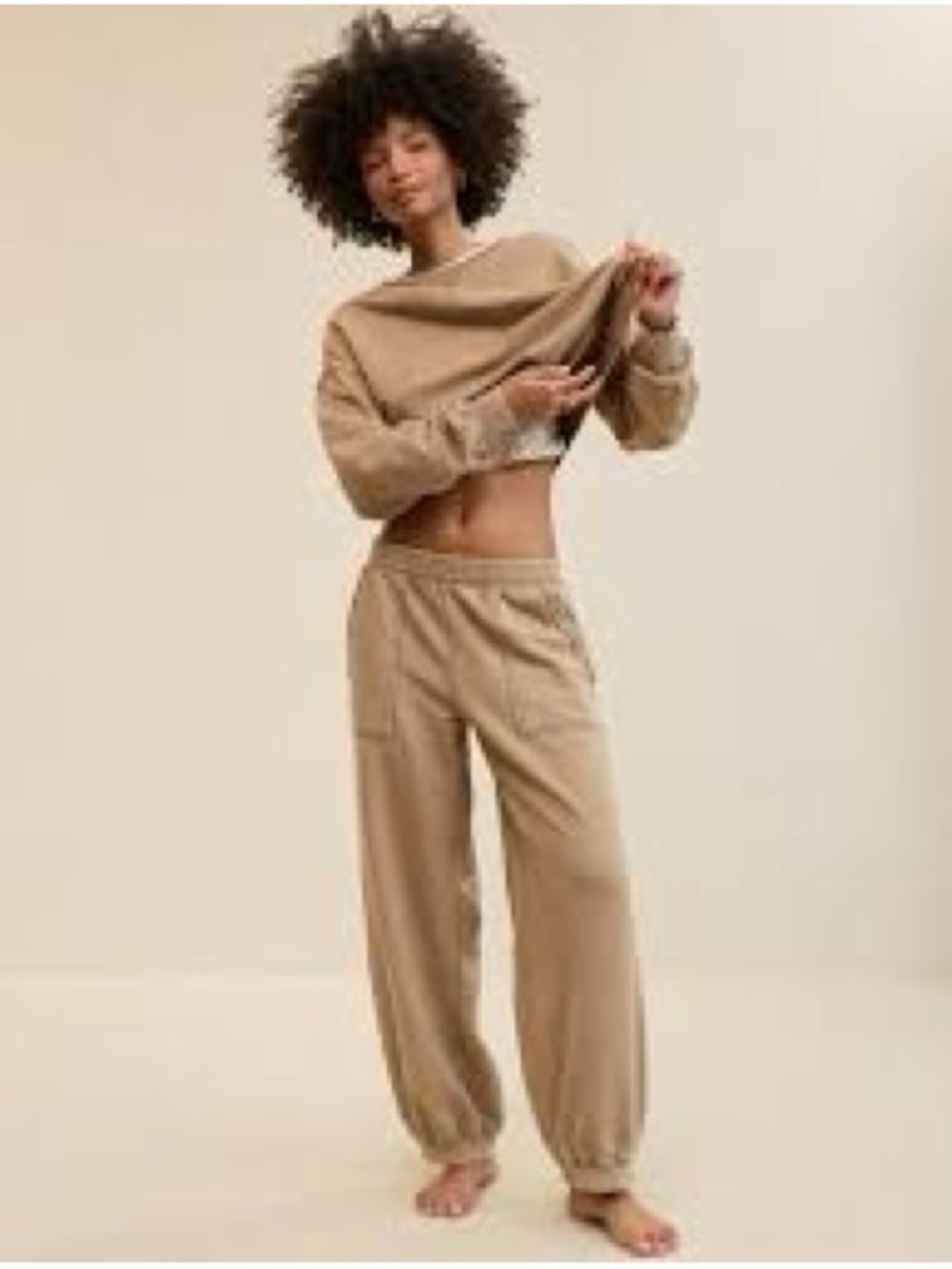 Aerie vacay joggers in toasted almond